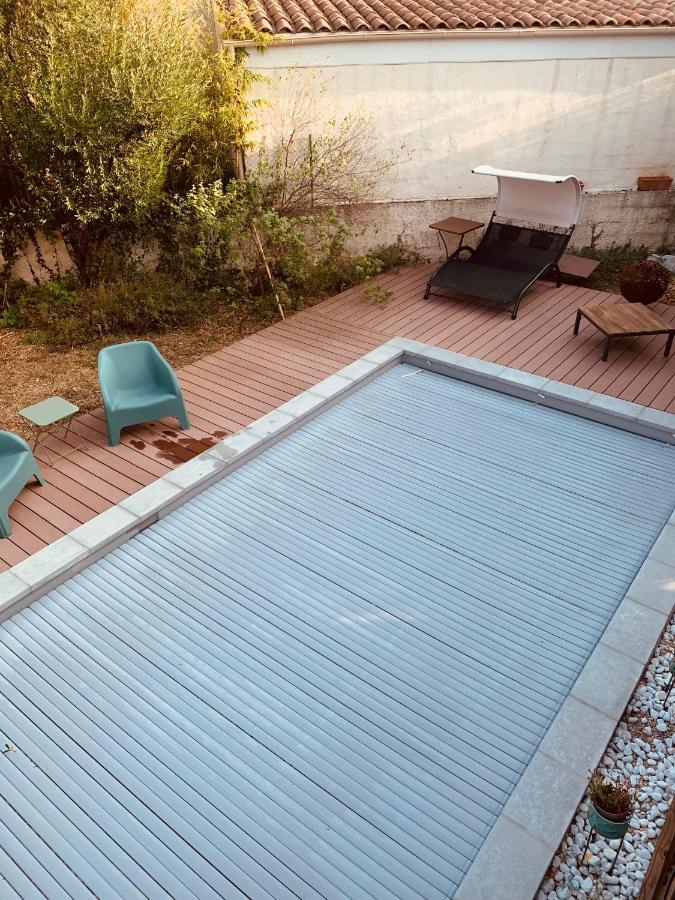 Appartement Independant Avec Jardin Et Acces Piscine نيم المظهر الخارجي الصورة