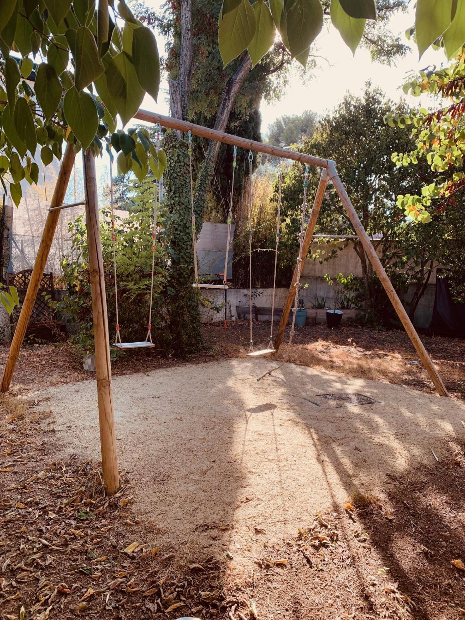 Appartement Independant Avec Jardin Et Acces Piscine نيم المظهر الخارجي الصورة